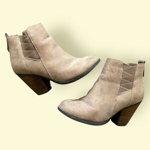 Taupe Suede Ankle Booties w/ Crisscross Elastic Side & Stacked Heel | Size 6